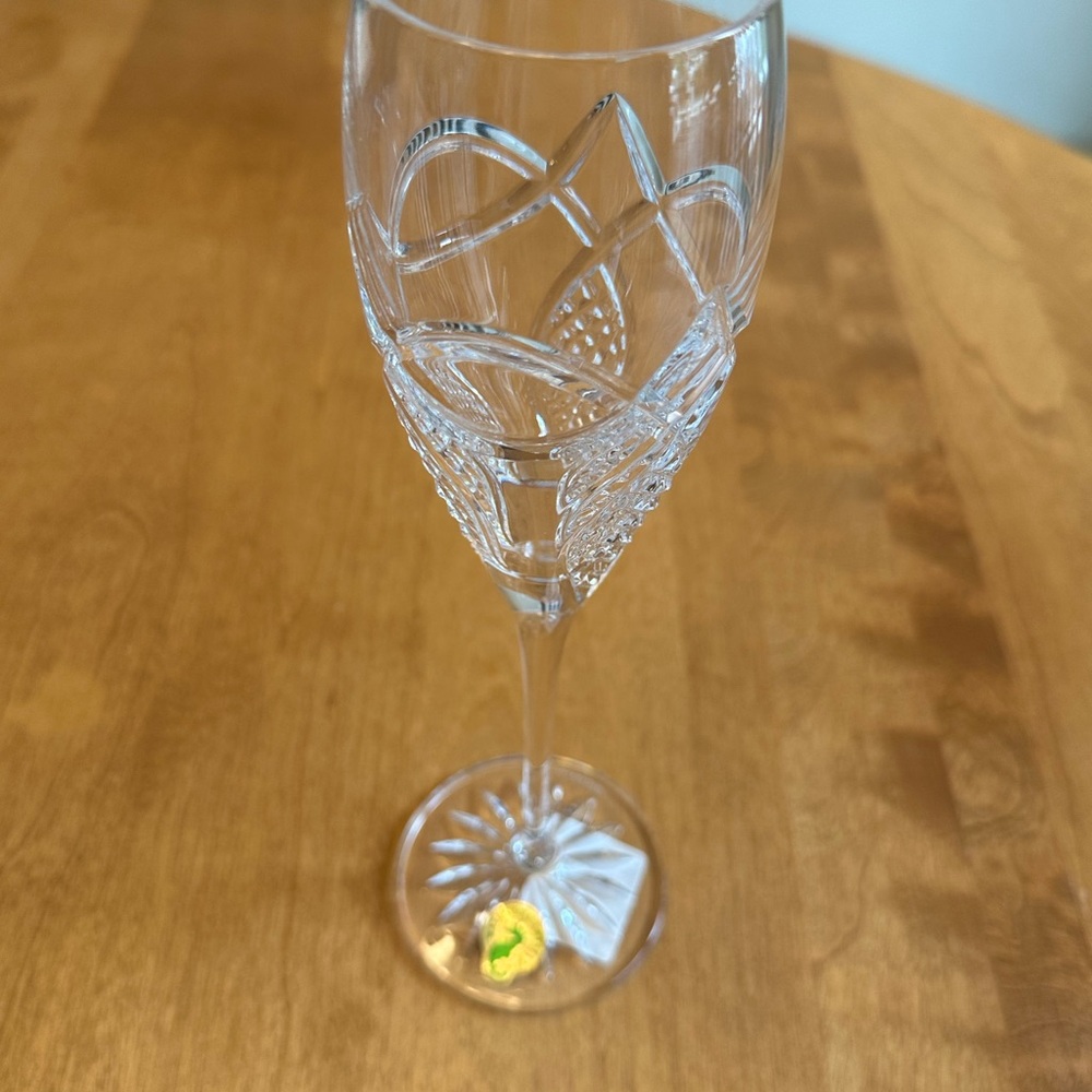 Waterford Crystal Celtic Knot Champagne Flutes - Picture 4 of 7